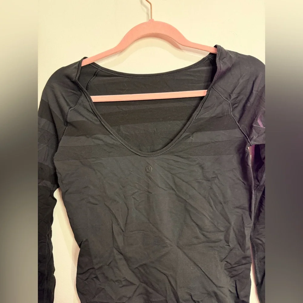 Lululemon Gleam and Glow Bodysuit Size XL - Picture 6 of 10